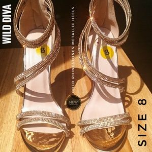 NEW WILD DIVA GOLD RHINESTONE HEELS (SIZE: 8)